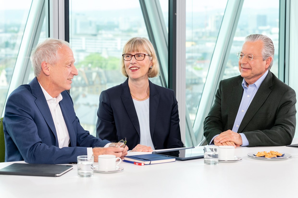 Geschäftsführung (von links nach rechts): Dr. Thomas Hain, Monika Fontaine-Kretschmer und Dr. Constantin Westphal